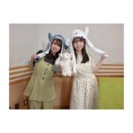 Rumi Okubo Instagram - ⁡ 「A&G NEXT STEP伊駒ゆりえのHOOOOPE!」 ⁡ ごまちゃんの生放送ラジオにゲスト出演させて頂きました✨📻 ⁡ 81の後輩であり、 推しの子でも共演していて、 A&G水曜日の新人ラジオ枠を引き継ぐ、 何かと縁の多いごまちゃんの 初めてのラジオゲストに選んで頂けて 大変光栄でした☺️ ⁡ とても可愛く、元気いっぱいに、 一生懸命おもてなししてくれて、 何も心配することないなと！ 私が初めての頃より全然上手かったです(笑) 可愛い後輩ちゃんとのトークは 大変楽しい時間でした♡ 久しぶりにメイちゃんも文化放送の空気が吸えて 心なしか少し黒く…おっと誰か来たようだ。 メイちゃんも楽しそうに荒ぶっておられました🐑 ⁡ あのスタジオには思い出がいっぱい詰まっているので、 懐かしい気持ちになりつつ… 昔のLadyGo時代の話もたくさんしました！ ⁡ 当時のリスナーさんも聴きに来てくださって、 嬉しかったです！ありがとうございました💌 ⁡ 番組内で「当時の私のラジオはつまらなかった」 と話しましたが、それは初期の頃の話で、 その頃はまだ自分が何をしたいかとか、 どうしたら良いのかを上手く考えられなくて、 空回ってることを自覚してた頃の話でして。 半年か、1年くらいでだいぶ慣れて、 ゆるゆりでも鍛えられて、 そこからは個性が強すぎるくらいの 面白い放送がお届けできていたと思います！ ⁡ でもなかなか上手くいかない頃でも、 根気良く見守って、応援してくださった リスナーさんがいたおかげで、 諦めずにがんばってこられたので、 本当にリスナーさんや周りのスタッフさん、 他のメンバー4人にも支えられて、 楽しい5年間を過ごせたなと…🥹 そういった気持ちを思い出せる、 初心に帰れるスタジオですね、あそこは。 ⁡ それと、今自分がLadyGoをやったらどうなるんだろ？ とか、ちょっと考えたりして楽しくなりました！ でもあの頃の私だからこそ出せた魅力みたいな ものがあると思うので、 あの頃で良かったんだろうなぁ〜( ˘ω˘) 番組にメールが届く有り難さも、 あの頃だから余計沁みたというか… 番組を聞いてくれる人、メールをくれる人が いるって当たり前じゃないんだと、 とても幸せなことなんだと…あの頃に それを知ることができて、良かったと思っています！ ⁡ LadyGo終了から8年ほど経ちましたが 今はラジオもフリートークも大好きですし、 なんなら得意と言えます！ そしてそうなれたことを嬉しく思います✨ スタッフ含めLadyGoメンバーと、リスナーの皆さんの おかげです！ありがとうございます😊 ⁡ ⁡ HOOOOPE!のごまちゃん始め、 各曜日のパーソナリティーさんも、 色々慣れない中だったり、 もしかしたら迷ったりしながらも、 がんばりながら番組を作り始めたばかり。 是非、見守って支えてあげてくださいね！ 引き続きHOOOOPE!をよろしくお願いします🙇‍♀️ ⁡ ⁡ #大久保瑠美 #伊駒ゆりえ ちゃん #HOOOOPE #LadyGo ⁡ ⁡ ⁡ ⁡ ⁡ ⁡ ⁡ ⁡ ⁡ ⁡
