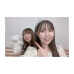 Rumi Okubo Instagram - ⁡ 「A&G NEXT STEP伊駒ゆりえのHOOOOPE!」 ⁡ ごまちゃんの生放送ラジオにゲスト出演させて頂きました✨📻 ⁡ 81の後輩であり、 推しの子でも共演していて、 A&G水曜日の新人ラジオ枠を引き継ぐ、 何かと縁の多いごまちゃんの 初めてのラジオゲストに選んで頂けて 大変光栄でした☺️ ⁡ とても可愛く、元気いっぱいに、 一生懸命おもてなししてくれて、 何も心配することないなと！ 私が初めての頃より全然上手かったです(笑) 可愛い後輩ちゃんとのトークは 大変楽しい時間でした♡ 久しぶりにメイちゃんも文化放送の空気が吸えて 心なしか少し黒く…おっと誰か来たようだ。 メイちゃんも楽しそうに荒ぶっておられました🐑 ⁡ あのスタジオには思い出がいっぱい詰まっているので、 懐かしい気持ちになりつつ… 昔のLadyGo時代の話もたくさんしました！ ⁡ 当時のリスナーさんも聴きに来てくださって、 嬉しかったです！ありがとうございました💌 ⁡ 番組内で「当時の私のラジオはつまらなかった」 と話しましたが、それは初期の頃の話で、 その頃はまだ自分が何をしたいかとか、 どうしたら良いのかを上手く考えられなくて、 空回ってることを自覚してた頃の話でして。 半年か、1年くらいでだいぶ慣れて、 ゆるゆりでも鍛えられて、 そこからは個性が強すぎるくらいの 面白い放送がお届けできていたと思います！ ⁡ でもなかなか上手くいかない頃でも、 根気良く見守って、応援してくださった リスナーさんがいたおかげで、 諦めずにがんばってこられたので、 本当にリスナーさんや周りのスタッフさん、 他のメンバー4人にも支えられて、 楽しい5年間を過ごせたなと…🥹 そういった気持ちを思い出せる、 初心に帰れるスタジオですね、あそこは。 ⁡ それと、今自分がLadyGoをやったらどうなるんだろ？ とか、ちょっと考えたりして楽しくなりました！ でもあの頃の私だからこそ出せた魅力みたいな ものがあると思うので、 あの頃で良かったんだろうなぁ〜( ˘ω˘) 番組にメールが届く有り難さも、 あの頃だから余計沁みたというか… 番組を聞いてくれる人、メールをくれる人が いるって当たり前じゃないんだと、 とても幸せなことなんだと…あの頃に それを知ることができて、良かったと思っています！ ⁡ LadyGo終了から8年ほど経ちましたが 今はラジオもフリートークも大好きですし、 なんなら得意と言えます！ そしてそうなれたことを嬉しく思います✨ スタッフ含めLadyGoメンバーと、リスナーの皆さんの おかげです！ありがとうございます😊 ⁡ ⁡ HOOOOPE!のごまちゃん始め、 各曜日のパーソナリティーさんも、 色々慣れない中だったり、 もしかしたら迷ったりしながらも、 がんばりながら番組を作り始めたばかり。 是非、見守って支えてあげてくださいね！ 引き続きHOOOOPE!をよろしくお願いします🙇‍♀️ ⁡ ⁡ #大久保瑠美 #伊駒ゆりえ ちゃん #HOOOOPE #LadyGo ⁡ ⁡ ⁡ ⁡ ⁡ ⁡ ⁡ ⁡ ⁡ ⁡