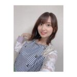 Rumi Okubo Instagram - ⁡ ⁡ EXITV2週連続出演！ ありがとうございました〜✨ ⁡ 今回の衣装は @adelly.tokyo のワンピース👗 スタイリストは小松未季さん @mk_komatsu でした！素敵なお衣装をありがとうございました♡ ⁡ ⁡ 番組は後輩の伊駒ゆりえちゃんと2人で、 兼近さんが「推しの子」が好きということもあり、 呼んで頂けました…🙏🏻😈🌟 作品が愛されて繋がる…嬉しいですね☺️ ⁡ ⁡ テレビのバラエティは私もほぼ初めてで、 すごく緊張しましたし、 アフレコも人前で芸人さんと一緒には 流石になかなかない体験だったので こちらもドキドキだったのですが…！ 終始EXITのお2人が楽しく、話しやすく、 気遣いながらトークしてくださったおかげと、 可愛いごまちゃんがずっと隣にいてくれたおかげで、 終始楽しく収録させて頂きました！ ⁡ また、事前の打ち合わせの時や、 当日の番組スタッフさんの対応も素晴らしく…✨ 常にこちらへのリスペクトを持ってくださり、 打ち合わせで色々話を聞いた上で 番組を構成して頂けて、 とても有り難かったです😌 ⁡ どのコーナーも、 兼近さんもりんたろー。さんも、 面白すぎて ごまちゃんにはずっと安心と癒しをもらえて、 最高の思い出になりました！ ⁡ ⁡ ちなみに自分の推し作品、 『最強にウザい彼女の、明日から使えるマウント教室』 こちらはまなべるライトノベルラジオで 出会った作品です！📖 是非皆さんも読んでみてくださいね〜✨ ⁡ ⁡ #大久保瑠美 #伊駒ゆりえ ちゃん #兼近大樹 さん #りんたろー。さん #EXIT #EXITV ⁡ ⁡