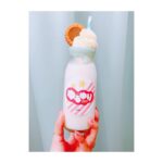 Rumi Okubo Instagram - ⁡ ⁡ ⁡ みかしーと原宿ラフォーレで開催中の 「ゆるゆり&大室家×サンリオキャラクターズ」 PremiumShop ⁡ こちらにお邪魔してきました✨ サインも書いてきましたよ✍🏻 ⁡ 前回の時も思いましたが、サンリオコラボは グッズがあまりにも可愛い！ 今回のちなつはクロミちゃんとコラボ🩷🖤 似合っててきゃわいいねぇ〜（ ◜ω◝ ）ﾆﾁｬｱ ⁡ ⁡ お店の皆さまも本当に良くしてくださって… パネルの写真の撮り方とか、 アクスタが映えるフォトスポットとか、 色々案内して頂きました✨ ありがとうございます😊 ⁡ フォトスポットで撮ったちなつは まるでお姫様のよう…👑🎀 似合う、似合うよっ📸ﾊﾟｼｬﾊﾟｼｬｯ 4人でも似合うねっ📸ﾊﾟｼｬﾊﾟｼｬﾊﾟｼｬｯ ⁡ ラバストも箱でゲットしたので、 お会いしたキャストの皆さまにプレゼントして いけたらなんて思ってます♡ ⁡ コラボドリンクは現在は生徒会！ 私は櫻子のドリンクにしました🌸 美味しかった〜😋 ⁡ ⁡ それにしても、こうして何度もコラボがあると、 ゆるゆりがずっと続いてて、人気があって、 幸せだな〜って感じられます😌 もちろん大室家も同じくらい最高です✨ ⁡ ⁡ 原宿のショップは7日まで！ 皆さんも是非足を運んでくださいねー！ ⁡ ⁡ ⁡ #ゆるゆり #大室家 #サンリオ #PremiumShopmのお花 ⁡