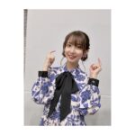 Rumi Okubo Instagram - ⁡ ⁡ 12月24日クリスマスイブ〜🎄 ⁡ ⁡ フェス2日目は、グラブル生放送 クリスマス特別版に登壇！ ワードウルフをやったりしました！ そして何より、この日この時のために、 私は今までクレーンゲームを やってきたんだ…って確信しましたね🙏🏻笑 バラエティコーナーどれも楽しかったです！ そしてさすがはもうすぐ10周年✨ 情報も盛りだくさんでした〜😉 いっぱいありすぎて脳内整理が追いつかないぜ！ 生放送の衣装はルナールイメージで青紫に黒のリボンや、アクセントの入ったワンピースでした！ 髪型はルナール合わせでツインテ…は、 流石に難しかったのでお団子２つ作ってもらいました！ ⁡ ⁡ ⁡ ⁡ そして最後はなんと！ 10th Anniv. SPECIAL SHOW with Night Party！ こちらにて『はっする∞らびりんす！！～おこたみより愛を込めて～』を5人で生歌唱させて頂きました🎤 早口で難しい歌…生で歌えるか心配でしたが、 「1人じゃ創れない未来」の歌詞の通り、 みんながいてくれたから楽しく安心して 歌えました✨ 前日のキャラライブのおこたみ3人を見ていたから 余計に気合いも十分でした！🦍 ⁡ なによりお衣装がすごかった！！！ あの衣装を着ている時、 気持ちはディ○ニープリンセス👸だった！笑 ドレスがめちゃくちゃ綺麗で、 こんな素敵な衣装なかなか着る機会無いと思うので、 良い思い出にもなりました👗✨ ⁡ そして『メリーラァブ』も歌わせて頂きました！ クリスマスにぴったりな、 乙女と漢女のハーモニー…🎄🎅 こちらも楽しかったなぁ〜♪ ⁡ 英美里さんと推し活もしました♡ うちのヴェインくんと、 英美里さんちのロベリアさんが邂逅☺️ 一緒にお写真撮れて幸せ〜📸✨ ⁡ ⁡ そしてグランドフィナーレはみんなで！ 本当に10周年が豪華すぎて、この2日間は あっという間でしたが、本当に楽しい2日間になりました！ 会場に来てくださった皆さんも、 配信で見てくださった皆さんも、 ありがとうございました🙇‍♀️ ⁡ ⁡ 改めてグラブルはまもなく10周年、 おめでとうございます🎊 ルナール役で関わらせて頂けて本当に光栄ですし、 これからも1ファンとして、ユーザーとして、 そして役者として、 共に歩んでいけたらと思います。 ⁡ 引き続きグラブルを、そしてルナール含めおこたみも、よろしくお願い致します！ ⁡ ⁡ #グラブル #グラブルフェス2023 #おこたみ #ルナール ⁡