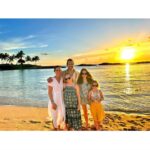 Ryan Hansen Instagram - SPRANG BRAAAK 🌴🌈❤️🌊🐢🤙🏼🌺 Oahu Hawaii