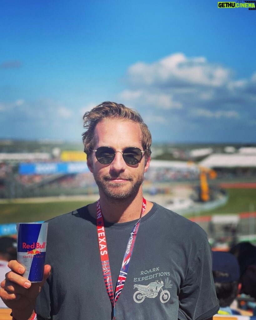 Ryan Hansen Instagram - 🏁F1 Austin Texas🏁 Incredible weekend! Got real inspired. Starting a @gofundme to form my own race team. Taking suggestions for the team name. 🏎💨 Circuit of The Americas