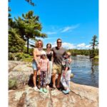 Ryan Hansen Instagram - HOLY CANADIAN SUMMER!!! 🇨🇦🇨🇦🇨🇦☀️☀️☀️ One of my favorite places on this planet! Love you @akiegelmann @mattkiegelmann 🧙‍♂️🧙‍♀️