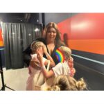 Ryan Hansen Instagram - LIZZO!!!!!!! Watching my daughter and her best buddy meet their ABSOLUTE IDOL @lizzobeeating made my heart explode!!! We are all are still recovering. We love you Lizzo ❤️‍🔥