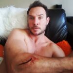 Ryan Merriman Instagram – When you wrap on set at 6am and just want to get home! You end up with a #fxmakeup gash on your arm all day🤣🤣#setlife #sundayfunday #nightshoot #coffee #millertime