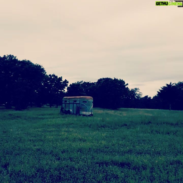 Ryan Merriman Instagram - If you're having a stressful day...this song and this view can fix it👍😁 #countryboy #mothernature #views @kendricklamar settin the tone...wait till the end hah!