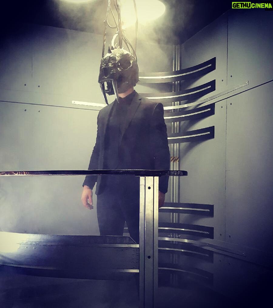 Ryan Merriman Instagram - Sooo....this happened today, sweet dreams everyone!!..hah. #onset #setlife #vr Man my job is fun. #blessed