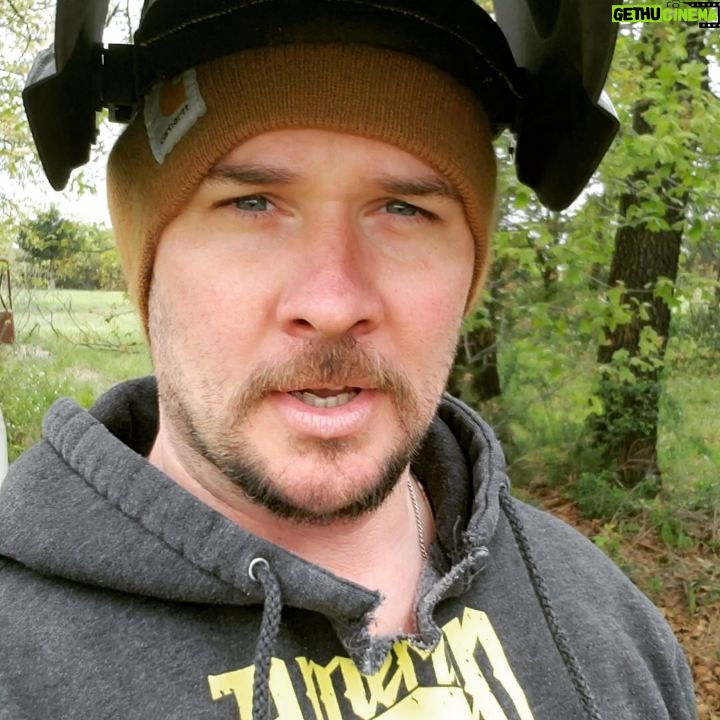 Ryan Merriman Instagram - Staying home, staying safe and getting sh*t done!!! #getoutside #diyprojects