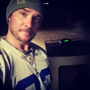 Ryan Merriman Instagram - Sometimes you gotta tell yourself, even though your team sucks... at least you got a Turkey in the smoker. #dallascowboys 😭 #toblessedtobestressed #holidayseason #hakunamatata