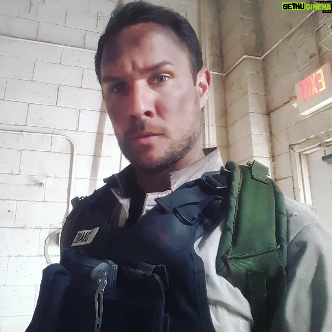 Ryan Merriman Instagram - #tbthursday on set when I was as dirty as the wall behind me😈 #tbt #lovemyjob Also the look I give when someone talks shit about my pokes!! #gopokes