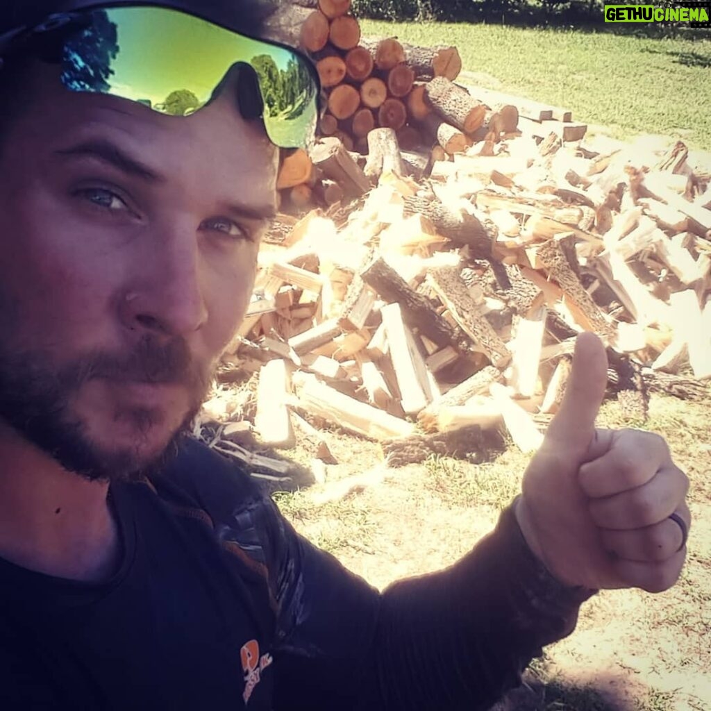 Ryan Merriman Instagram - When your buddy says I need a bunch of hickory for Oktoberfest and you happen to be a #lumberjack 😂....boom!! #getshitdone #countryboy #igotyou