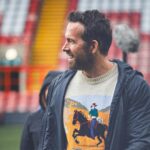 Ryan Reynolds Instagram - Epic opening day at @wrexham_afc. The @mkdonsfc played like heroes. Big thanks to @thehughjackman for his first and last day as “Admiral Vice Football Operations Ombudsman” because I just found out you made the fucking title up. ⚔️🏴󠁧󠁢󠁷󠁬󠁳󠁿⚔️ 📷: @steaddotphotos