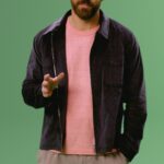 Ryan Reynolds Instagram - From our swear jar to your wallet. Get Unlimited for $15 a month when you purchase a 3-month plan at link in bio. #mintmobile #ryanreynolds #vancityreynolds #phonebill #resolutions #newyear