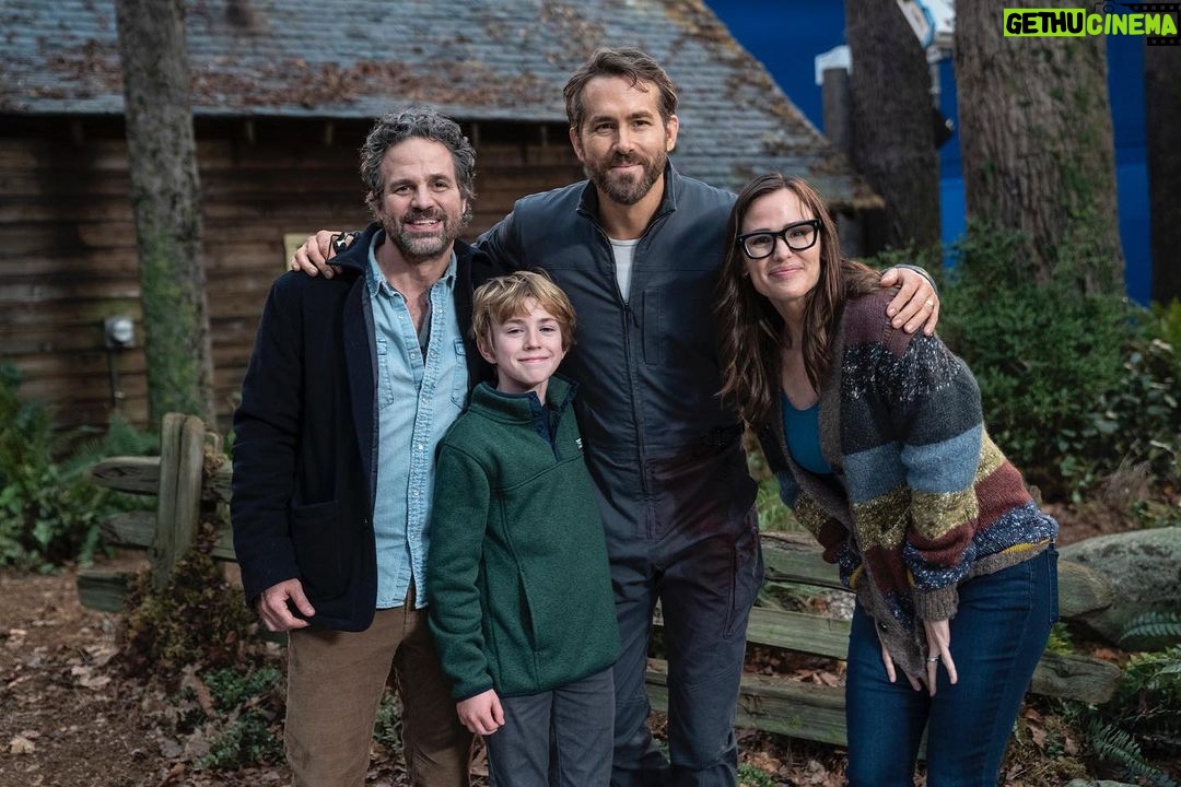Ryan Reynolds Instagram - One year ago today, #TheAdamProject came out on @netflixfilm. Or as it’s more commonly known, “14 Going On 31”. I love this movie because it feels like the kind of film I grew up with. The kind of film that made me dream of doing this job. Working with this incredible cast was unspeakably fun. I’m already on my third film with the great, @slevydirect and I know I speak for both of us when I say this film holds a soft spot in our hearts forever. It’s also the inaugural voyage for the @groupeffortinitiative which has grown into a beast since then. ❤️