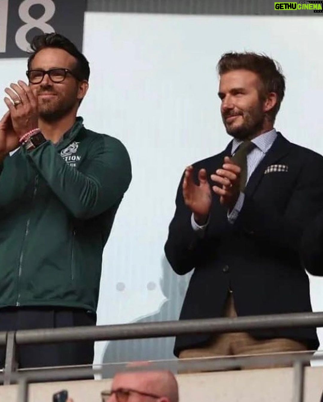 Ryan Reynolds Instagram - Wembley Stadium. Like nothing else… Once again @Wrexham_AFC supporters gave their last drop of blood to this club. Congrats @bromleyfc who played their damn hearts out. Onto the the semi finals this Saturday. LFG #WxmAFC P.S. Watching the match with @DavidBeckham was NEXT LEVEL. @robmcelhenney, #WillFerrell and I gave him fresh perspective on the sport, along with some simple, no fuss style tips.