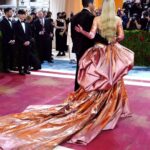 Ryan Reynolds Instagram - Blake changing outfits in a split second on the red carpet was a moment I’ll never forget. I recently changed my moisturizer and feel pretty confident it’s more of a slow burn that people will appreciate in time. Like Freaks and Geeks. Styling: @ilariaurbinati Brown Velvet Tux: @ralphlauren Most beautiful damn watch I’ve ever seen: @omega 📷: @voguemagazine @gettyentertainment & @sophiatravaglia Big thanks to @jami33