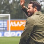Ryan Reynolds Instagram - Home sweet home. @wrexham_afc 📷: @gtphotography_1 & @steaddotphotos