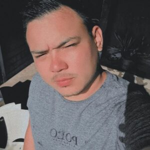 Ryan Vasquez Instagram - Um dia desses incluindo hoje. Onde tem camisas boas comenta aí!