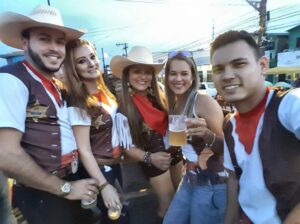 Ryan Vasquez Instagram - Em #humaita 
@aldairlima2009 @fabyscan @crisgama3430 @medjoycinha @barbacanahumaita @cpdelaydebrandao