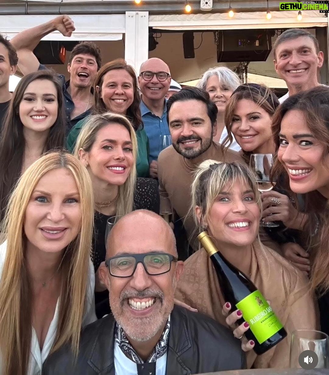 Sílvia Rizzo Instagram - Encontros bons 🇵🇹🇧🇷 Obrigada minha querida @mariananogueira ❤️ Até já! ŌKAH Restaurant & Rooftop