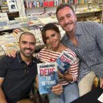 Sílvia Rizzo Instagram – Primeiro livro do @edmundorosa 📕
“Deus foi de Férias”
Com apresentação de @joanacruz 😘
Parabéns querido Edmundo
vou ler com muito gosto! 🤩😘 Livraria Ler Devagar