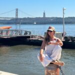 Sílvia Rizzo Instagram – Os cabelos branqueando 🎵🎶 mas o Tejo é sempre novo…..
.
A melhor cidade do Mundo…. se tivesse melhores condições para todos! 
Bom fim de semana 🤩
.
📷 @laura.carolino Lisbon, Portugal