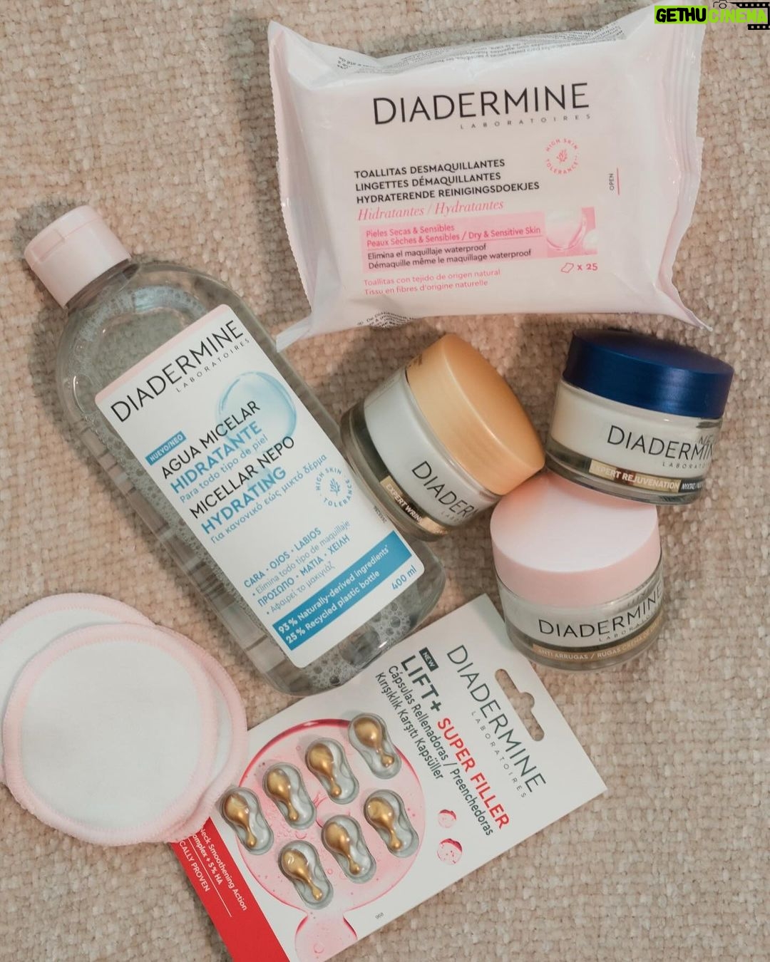 Sílvia Rizzo Instagram - Para poder falar sobre a Diadermine, optei por usar a marca algum tempo. Sinto a pele mais brilhante, porque está mais hidratada, os ingredientes ativos naturais tornam estes cremes mais eficazes! Fica a dica: Beber água e usar um bom creme hidratante. Cremes não fazem milagres, mas ajudam a manter uma boa pele! 😊 A diadermine é uma marca que conheço desde sempre e que está empenhada na sustentabilidade. Sou fiel aos clássicos por isso uso Diadermine, uma marca fiel desde 1904. #Diadermine #DiaderminePortugal #CuidadosDePele #Skincare #pub