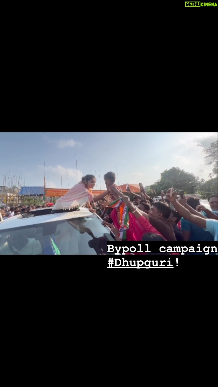 Saayoni Ghosh Instagram - Dhupguri..you beauty!!! ❤️✨#BypollCampaign
