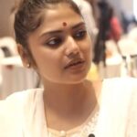 Saayoni Ghosh Instagram - My idea of master filmmaker @rajchoco & the expected astounding success of #AbarProloy steaming at #1 only on @zee5_bangla