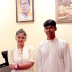 Saayoni Ghosh Instagram - Today at bhavan with TMYC state committee members.