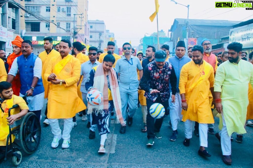 Saayoni Ghosh Instagram - On the auspicious occasion of Swami Vivekananda’s holy birth anniversary, a colourful procession was conducted by Howrah Sadar Trinamool Youth Congress from Pilkhana to Belur Math, in presence of honourable Mp, Mla’s and other district leaders.