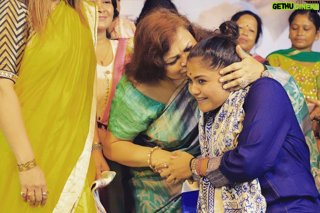 Saayoni Ghosh Instagram - 21stJuly #ShahidDivas prastuti sabha at Maniktala Vidhansabha in presence of senior & youth leadership.