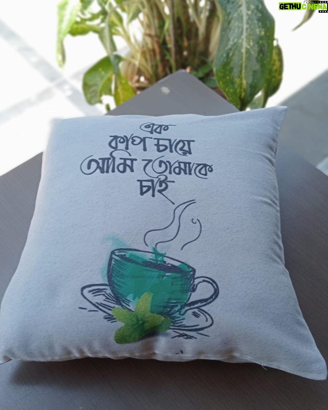 Saayoni Ghosh Instagram - Cool cushions by @shubhadesign . order your favourite classic Kolkata print..knock @shubha.mitra and @punammullick ✨