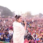 Saayoni Ghosh Instagram - ধন্যবাদ গড়বেতার মা,মাটি,মানুষ ও সংগঠনের সকল নেতৃত্ব এবং কর্মীবৃন্দ কে॥ চির কৃতজ্ঞ 🙏🏻 Garbeta,west midnapur