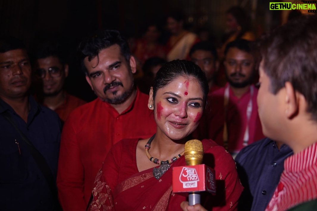 Saayoni Ghosh Instagram - Twas all about shindoor khela…❤️