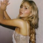 Sabrina Carpenter Instagram - vma in custom @verawanggang could shed a tear maybe i did