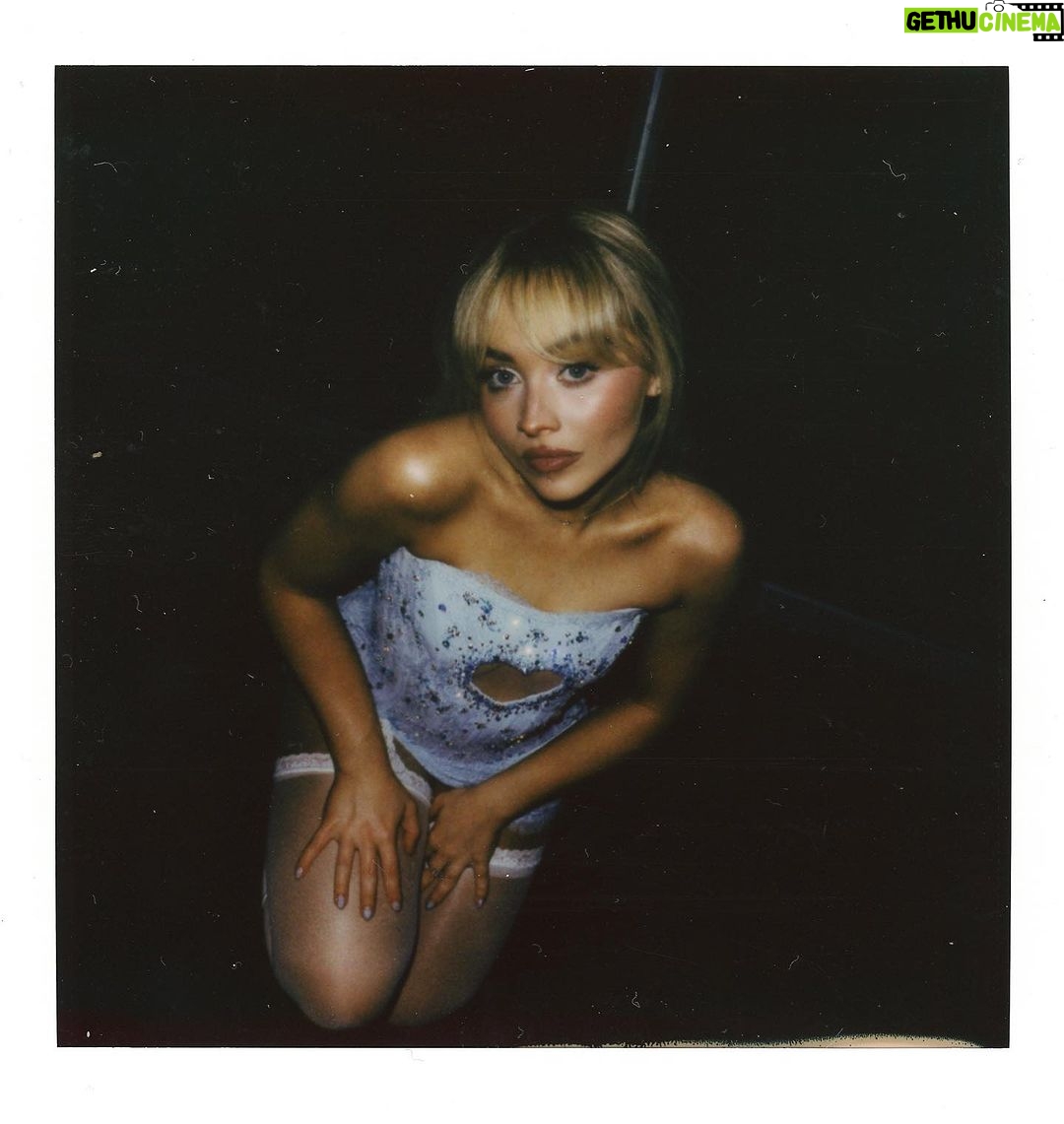 Sabrina Carpenter Instagram - @frolovheart 🤍🤍🤍