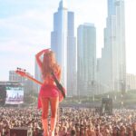 Sabrina Carpenter Instagram - sry i don’t date lollapaloozas