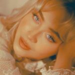 Sabrina Carpenter Instagram – @voguephilippines by @shairaluna 🤍