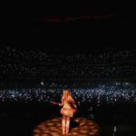 Sabrina Carpenter Instagram - ily guys more than anything 2 shows left in the US <3