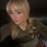 Sabrina Carpenter Instagram - I love karaoke