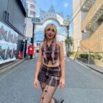 Sabrina Carpenter Instagram - tokyo/osaka 💌💌💌 arigato gozaimasu!!! めちゃめちゃ大好き Japan