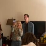 Sabrina Carpenter Instagram – i got my #GalaxyZFlip4 and i got all my girlsssss going hands free  #TeamGalaxy #Ad