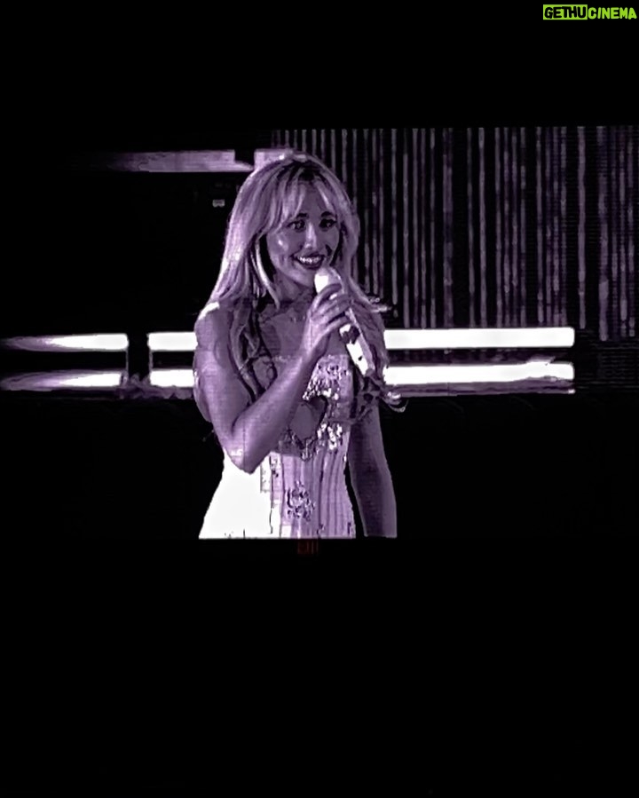Sabrina Carpenter Instagram - got to play to a sold out Greek theater and it was definitely a highlight of my young life so far thank u to everyone who came. I’ll never ever forget this night💌
