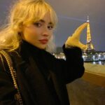 Sabrina Carpenter Instagram - je pense que vous souffrez d’un manque de vitamine moi SO/ Paris