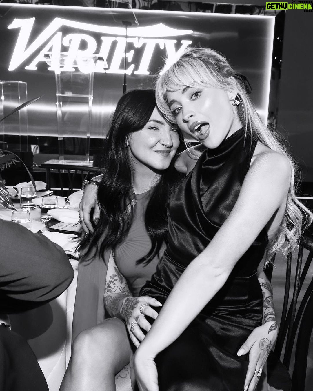 Sabrina Carpenter Instagram - @variety thank you for the rising star award💫 felt so honored to be in a room with so many people i respect and admire.