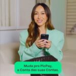 Sabrina Sato Instagram - Tudo o que você precisa em um só lugar: no @picpay, você gerencia todos os outros bancos no mesmo app. Muda pra Conta das Contas, gente. #MudaProPicPay