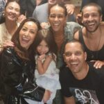 Sabrina Sato Instagram - Hoje é dia dessa amiga linda ( uma das mulheres mais bonitas do mundo) , divertida e tao talentosa que quebrou barreiras e abriu caminhos. Parabéns, Taís Araújo! Tudo de melhor nessa vida!!! Amo muito te ver brilhar e estar com vc. Que você siga nos iluminando por muito tempo!!! Te amo ❤️👏🏽