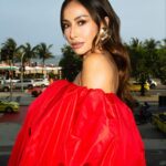 Sabrina Sato Instagram - E a cereja do bolo ta pronta pra entregar um reality cheio de amor pra vocês! #LetLove pra você maratonar no @globoplay e todos os dias às 22:30 no @multishow! ♥️🍒 Copacabana Palace, A Belmond Hotel